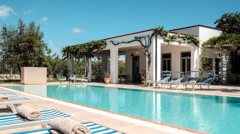 Luxury Villas in Puglia – Private Pools, Stunning Views, Unforgettable Holidays

