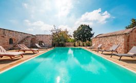 Luxury masseria with pool near Ostuni,Puglia villas to rent