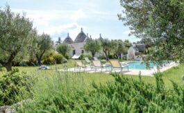 Beautiful Trullo Martina Franca with a sparkling pool